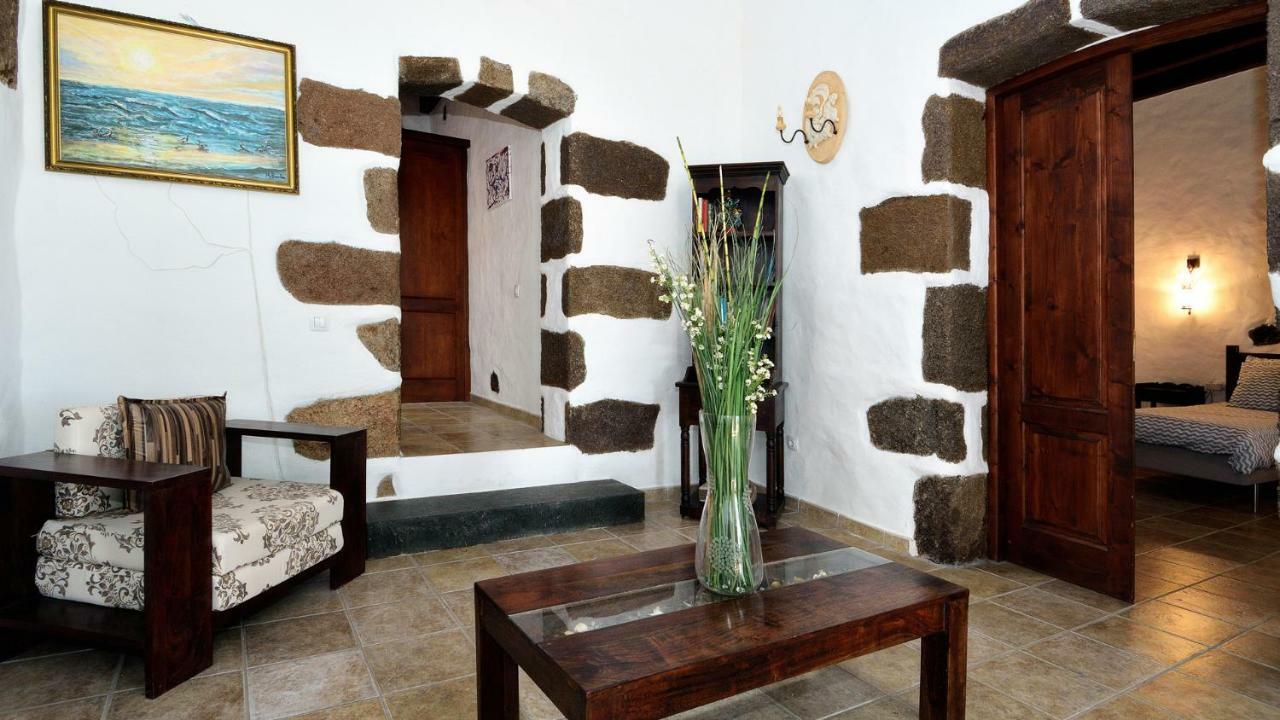 Lucia Country house *